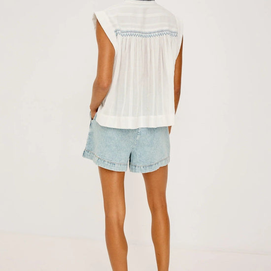 Young Ideas & Henmores -Willow Ruched Detail Sleeveless Top -002 White -XS
