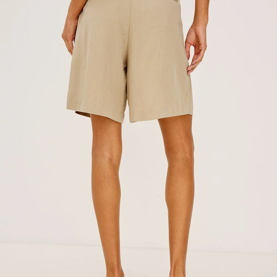 Young Ideas/Henmores - Zamora Relaxed Shorts - Almond - 8