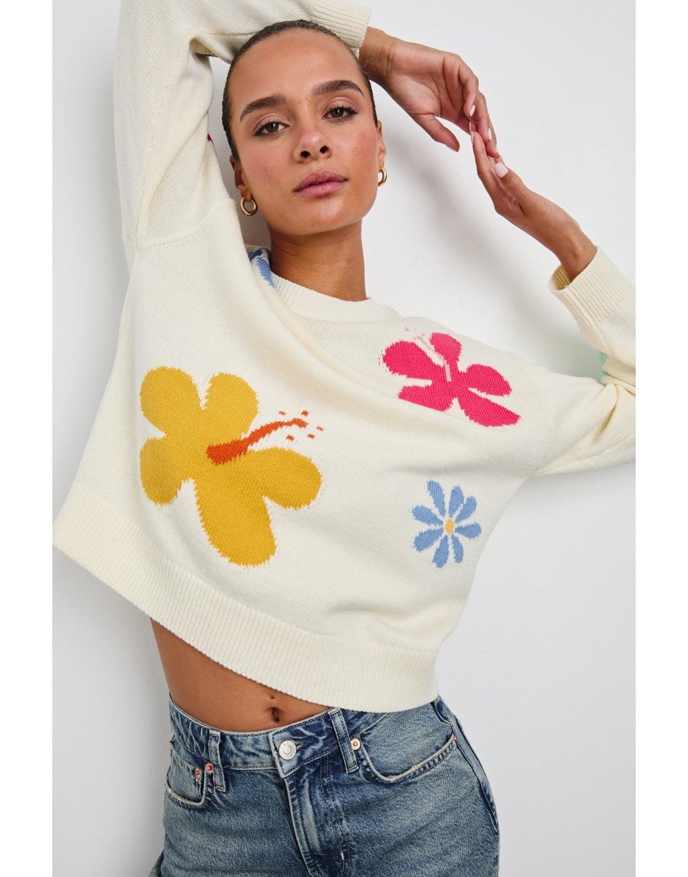 Young Ideas/Henmores - Zoey Crochet Flower Sweatshirt - Ivory/Navy Daises - XS