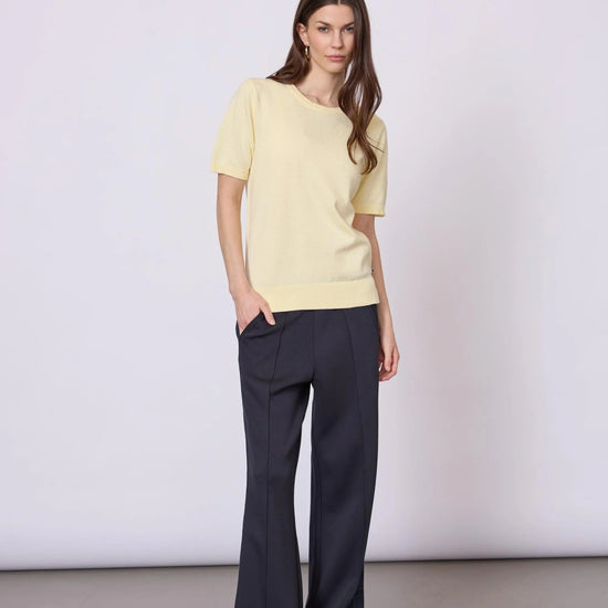 Young Ideas & Henmores - Aimee Crew Neck Shortsleeve Jumper - 030 Yellow Pastel - S