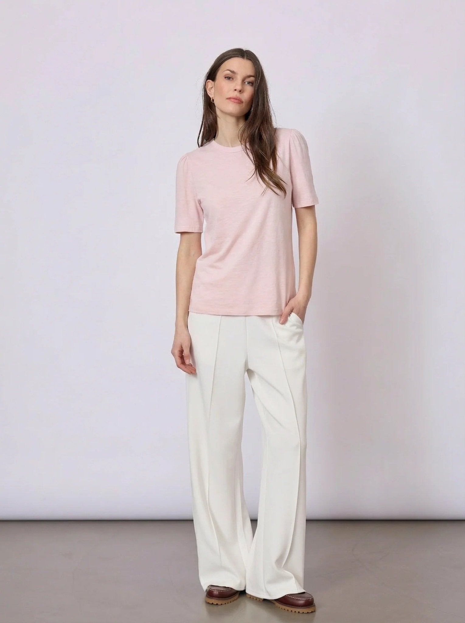 Young Ideas & Henmores - Clara Shortsleeve T-shirt - 041 Rose - S