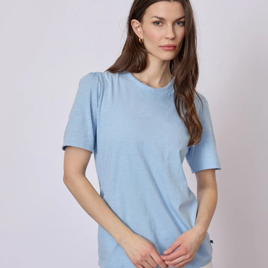 Young Ideas & Henmores - Clara Shortsleeve T-shirt - 063 Blue - S