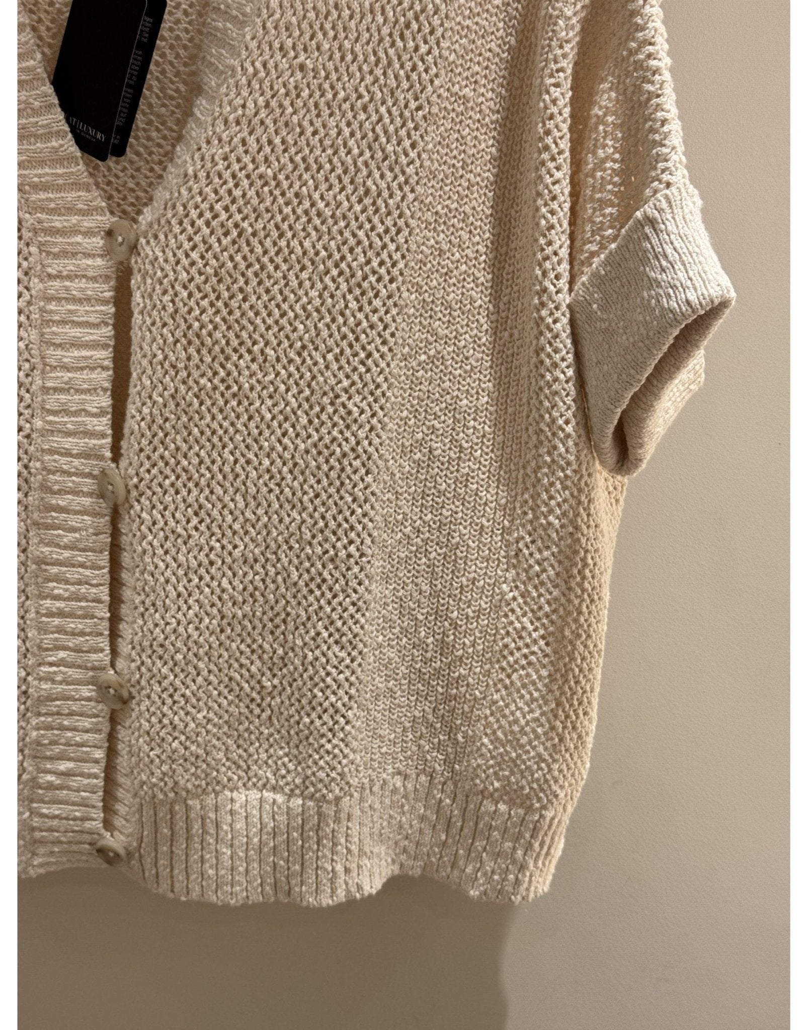 Young Ideas/Henmores - Knitted 1/2 Sleeve Cardigan - 8393 Cream - OS