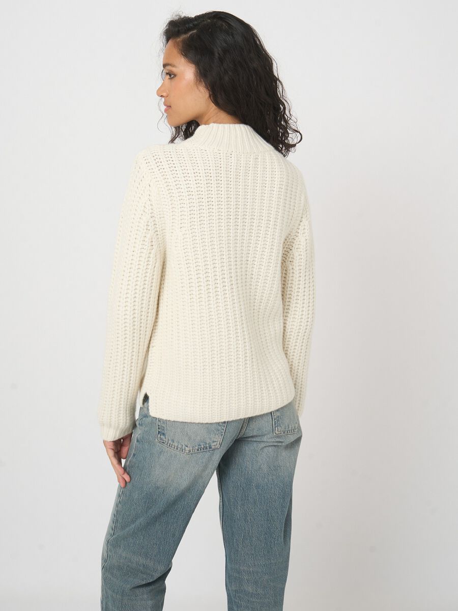 Young Ideas & Henmores - Ribbed Hem Cashmere Jumper - 1002 Cream - 8