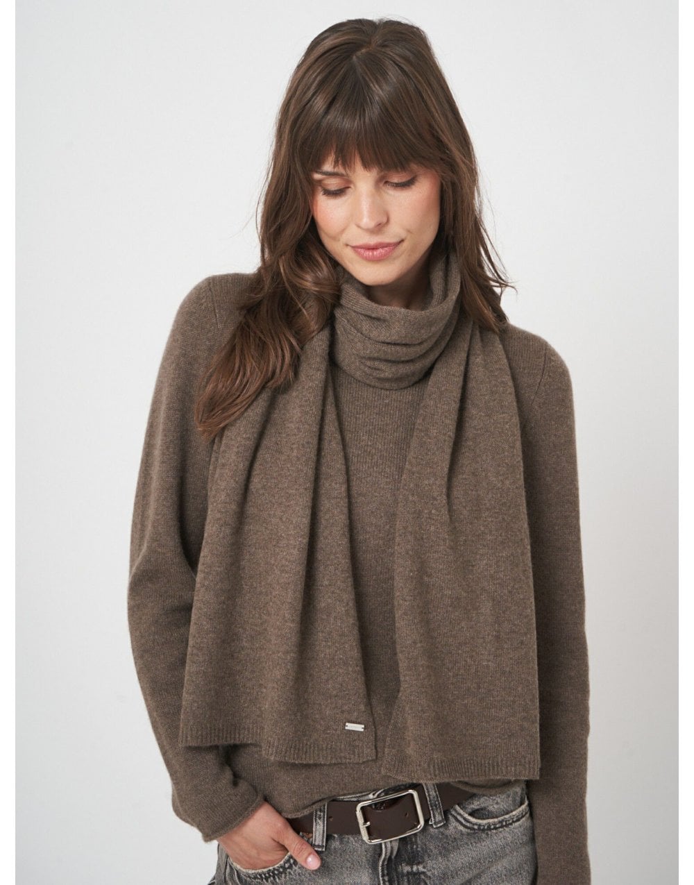 Young Ideas/Henmores - Simple Cashmere Scarf - 1025 Black - OS