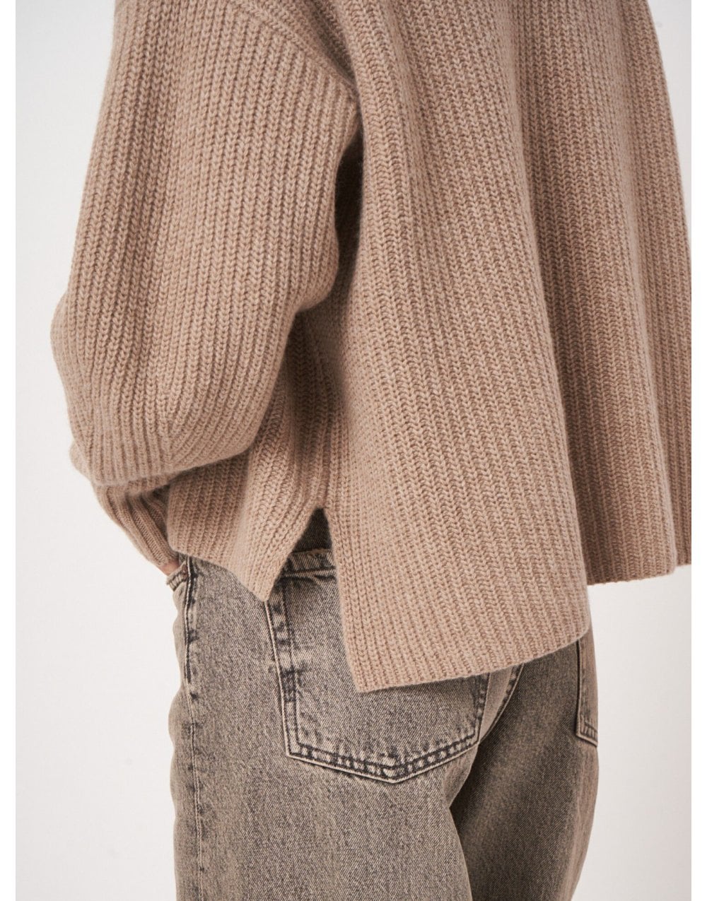 Young Ideas/Henmores - Thick Knit Ribbed Merino Cardigan - 1742 Desert - 8