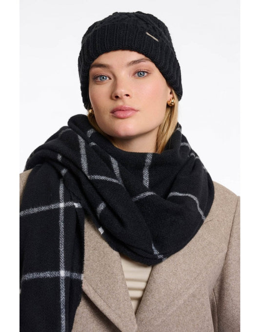 Young Ideas/Henmores - Aaf Knitted Beanie With Pom Pom - Black - OS