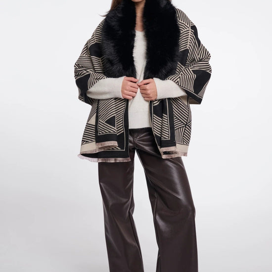 Young Ideas & Henmores -Hanley Faux Fur Printed Cape -Black Birch -OS