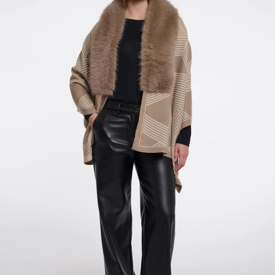 Young Ideas & Henmores -Hanley Faux Fur Printed Cape -Birch Toffee -OS
