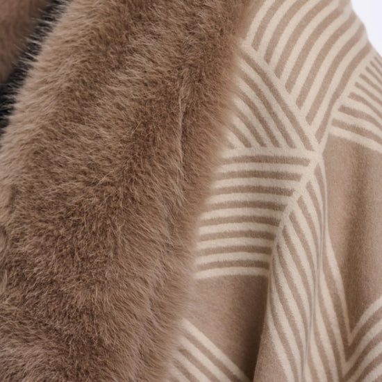 Young Ideas & Henmores -Hanley Faux Fur Printed Cape -Birch Toffee -OS