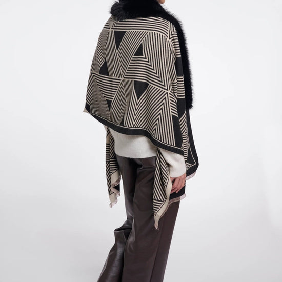 Young Ideas & Henmores -Hanley Faux Fur Printed Cape -Black Birch -OS