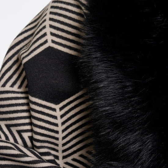 Young Ideas & Henmores -Hanley Faux Fur Printed Cape -Black Birch -OS