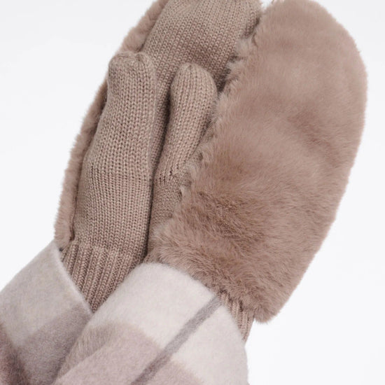 Young Ideas & Henmores -Oxo Faux Fur Gloves -Mocha Latte -OS