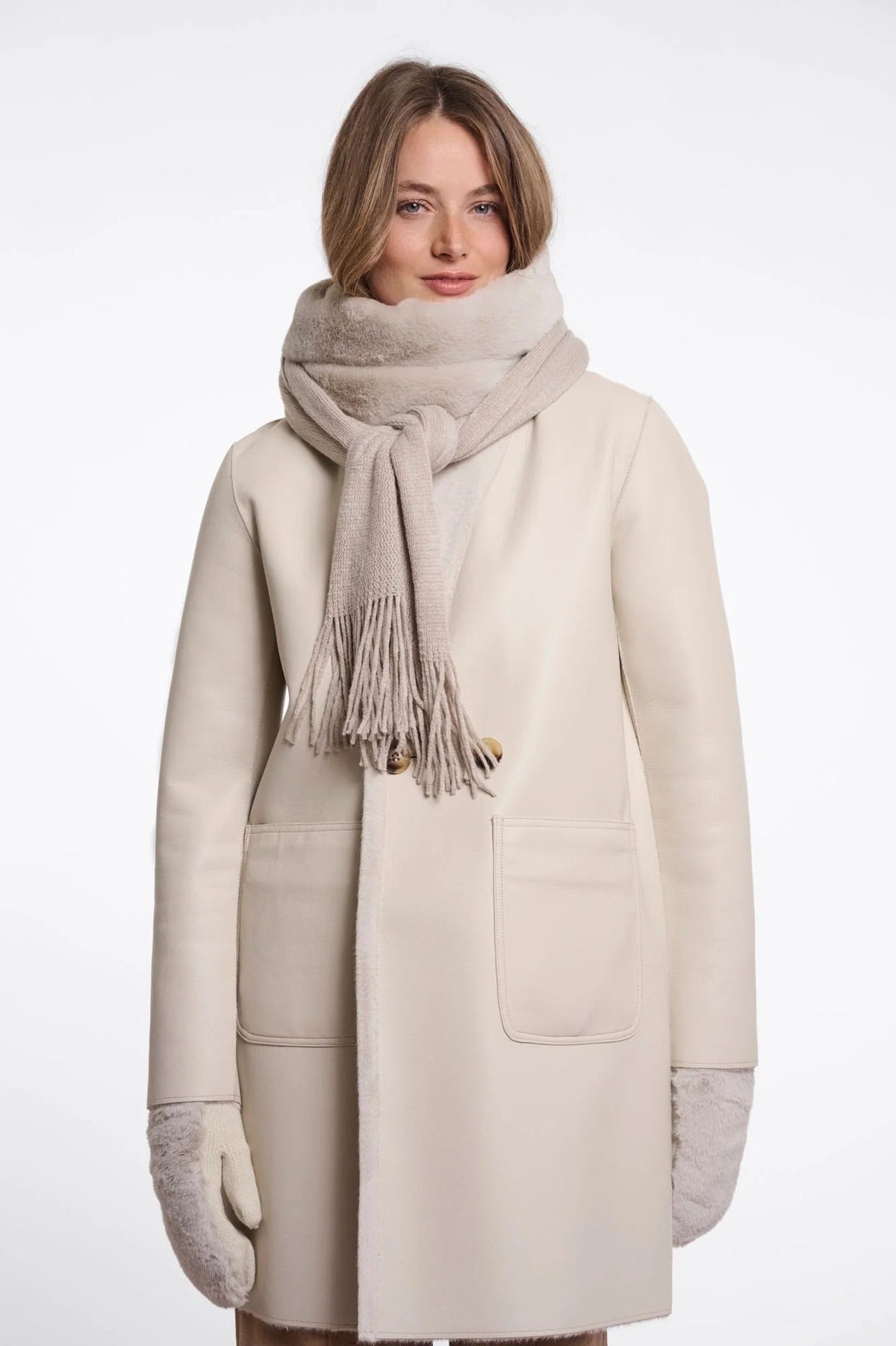 Young Ideas & Henmores -Vlien Faux Fur Detail Scarf -Birch -OS