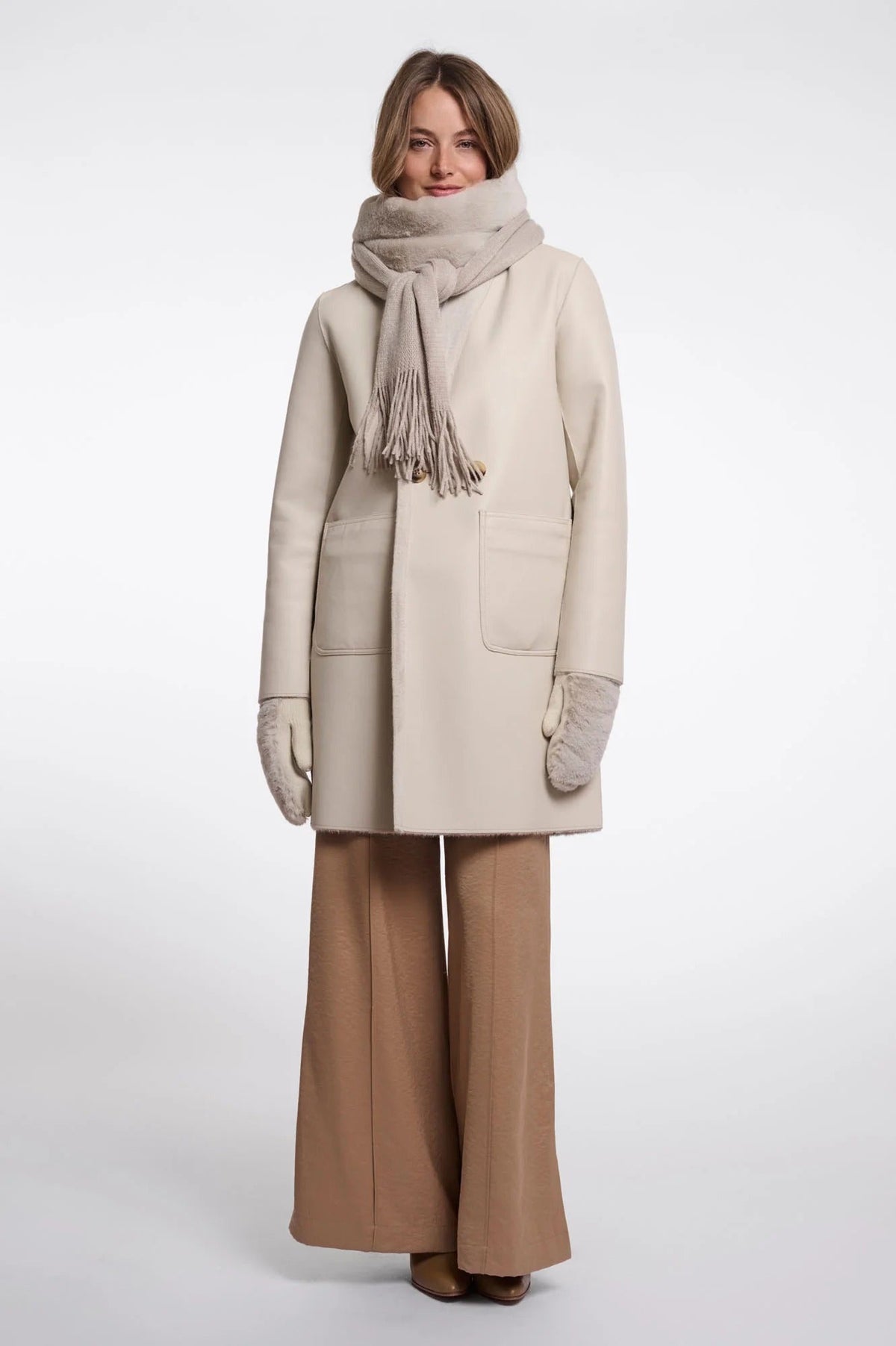 Young Ideas & Henmores -Vlien Faux Fur Detail Scarf -Birch -OS