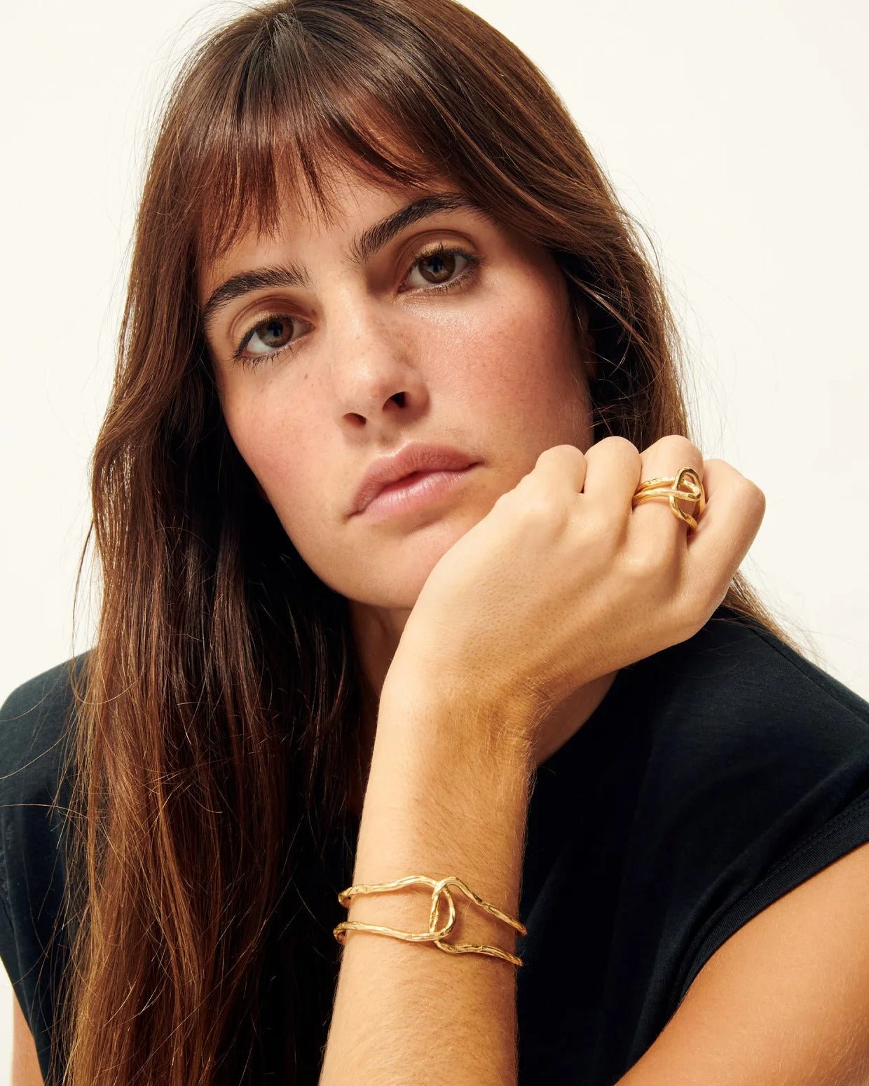 Young Ideas/Henmores - Areora R Interlinked Dore Bangle - Gold - OS