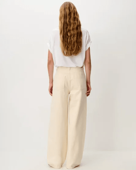 Young Ideas & Henmores -Bagur Loose Fit Jeans -Fleur de Sel -8