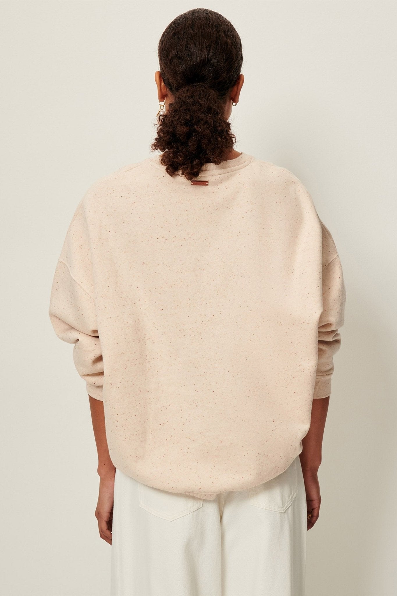 Young Ideas/Henmores - Chebbi Crew Neck Sweatshirt - Sandstone - XS