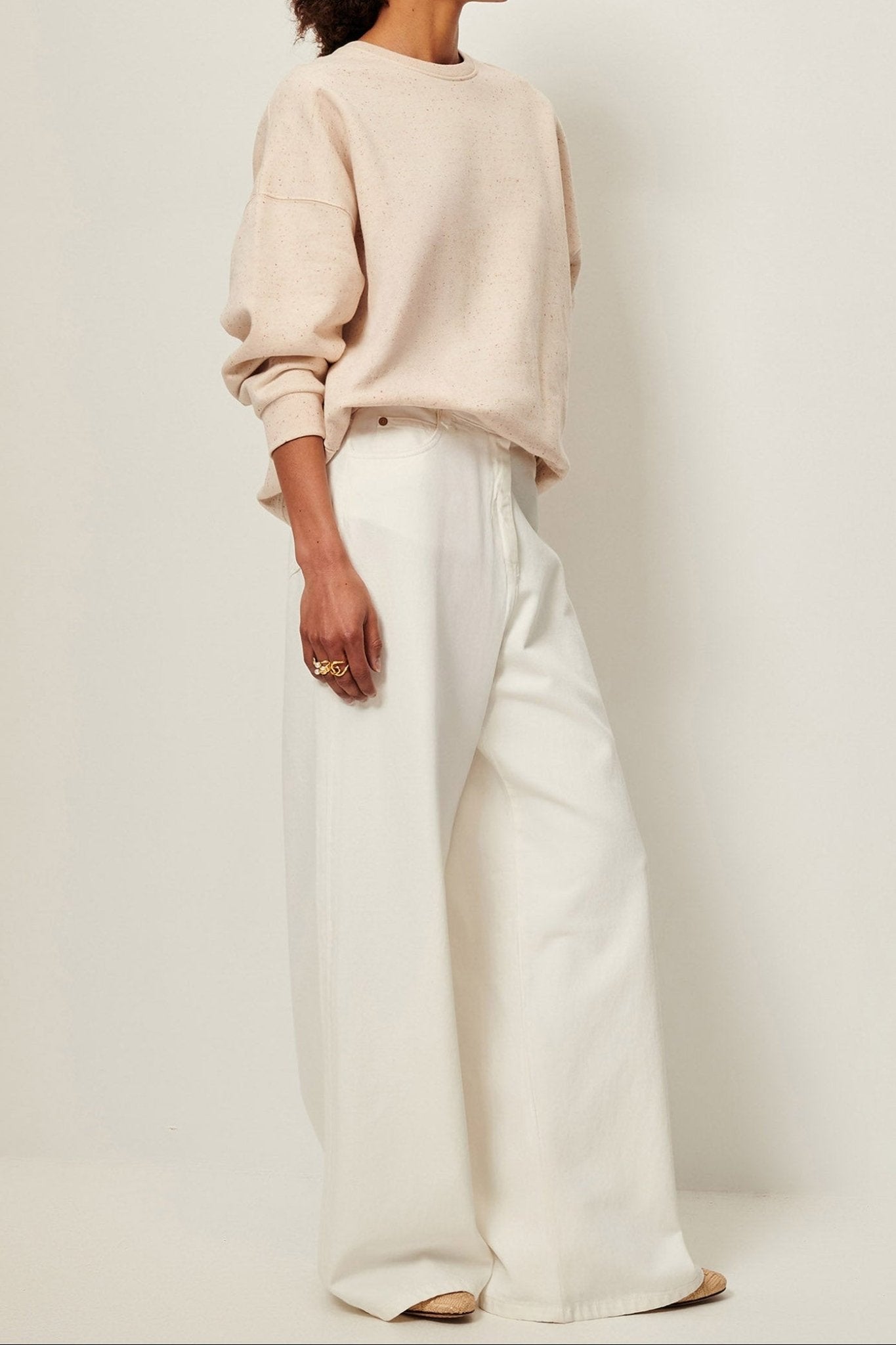 Young Ideas/Henmores - Chebbi Crew Neck Sweatshirt - Sandstone - XS