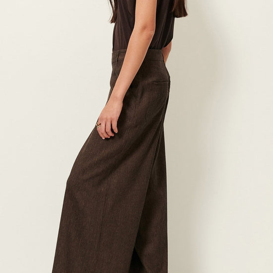 Young Ideas/Henmores - Deedoo Sleeveless T-Shirt - Espresso - XS