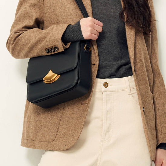 Young Ideas/Henmores - Diviluz Crossbody Bag - Black - OS