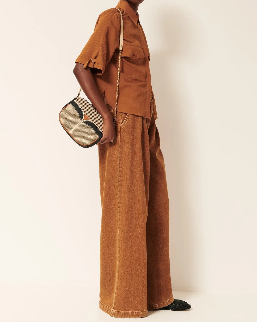 Young Ideas/Henmores - Divine V Classic Crossbody Bag - Multi - OS