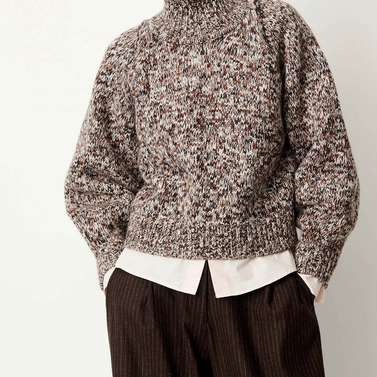 Young Ideas & Henmores -Mannrey Wool High Neck Jumper -White/Brown -S