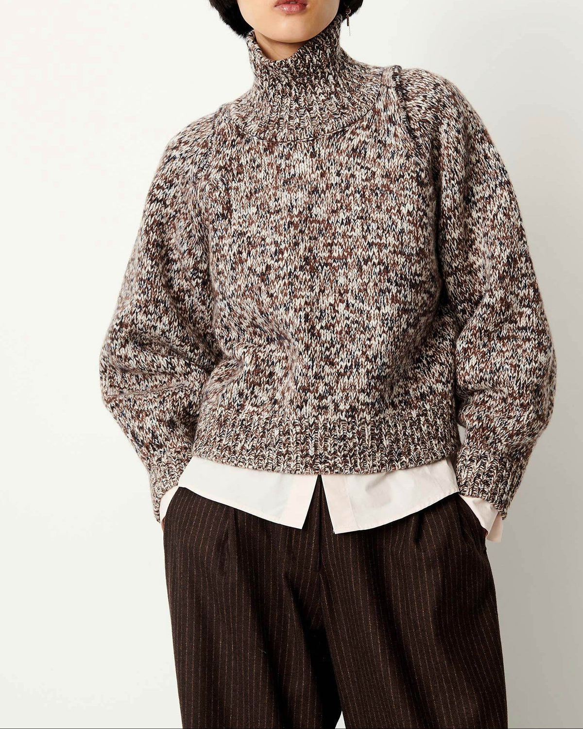 Young Ideas & Henmores -Mannrey Wool High Neck Jumper -White/Brown -S