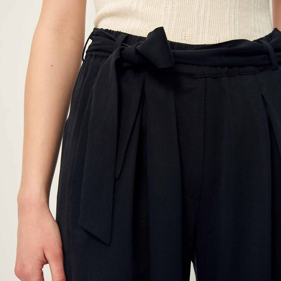 Young Ideas/Henmores - Rim Wide Leg Belted Trousers - Black - 8