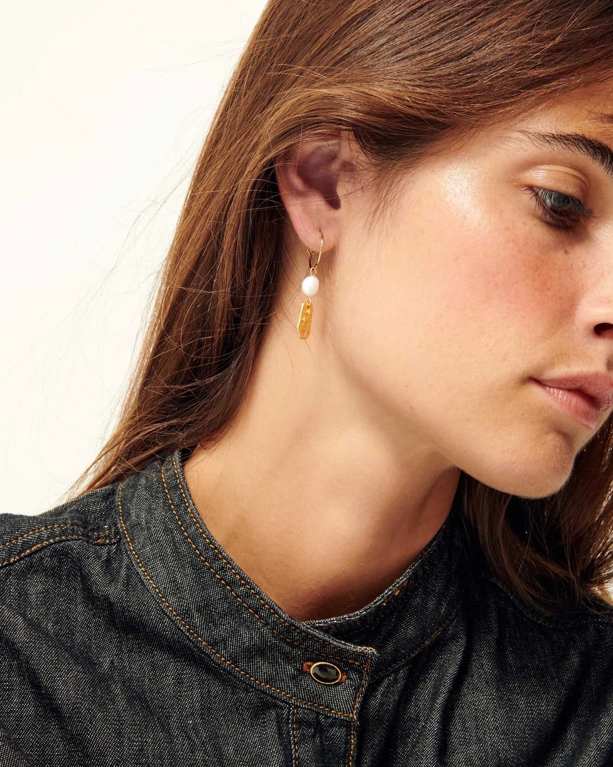 Young Ideas/Henmores - Soren Pearl R Earrings - Gold - OS