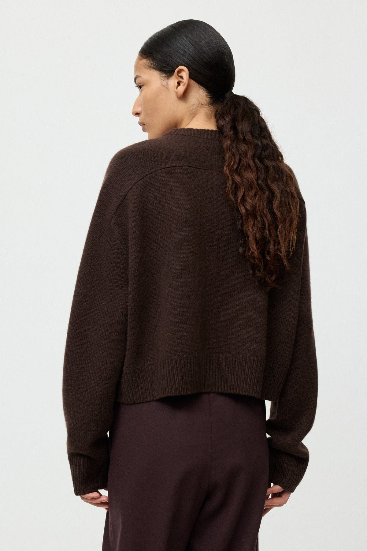 Young Ideas & Henmores -Cashmere Crew Neck Top -Mocha -XS