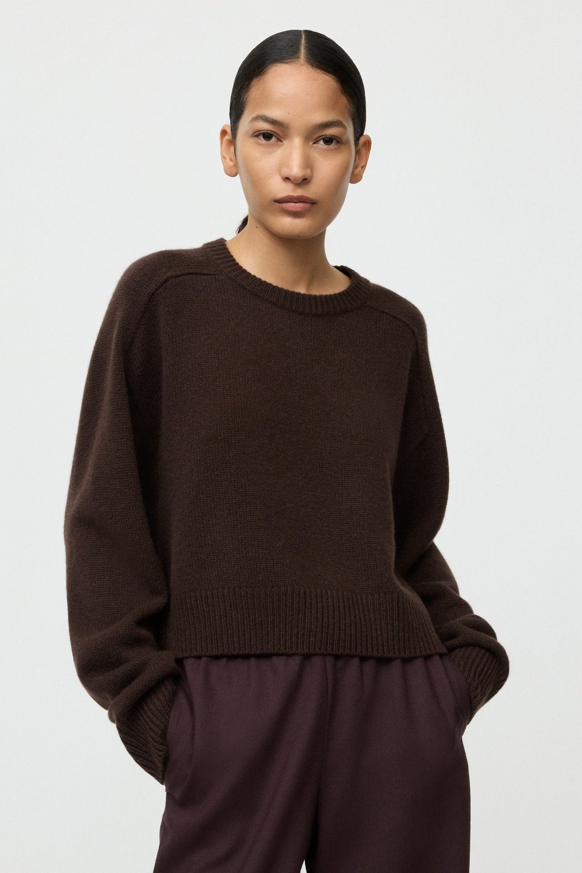 Young Ideas & Henmores -Cashmere Crew Neck Top -Mocha -XS