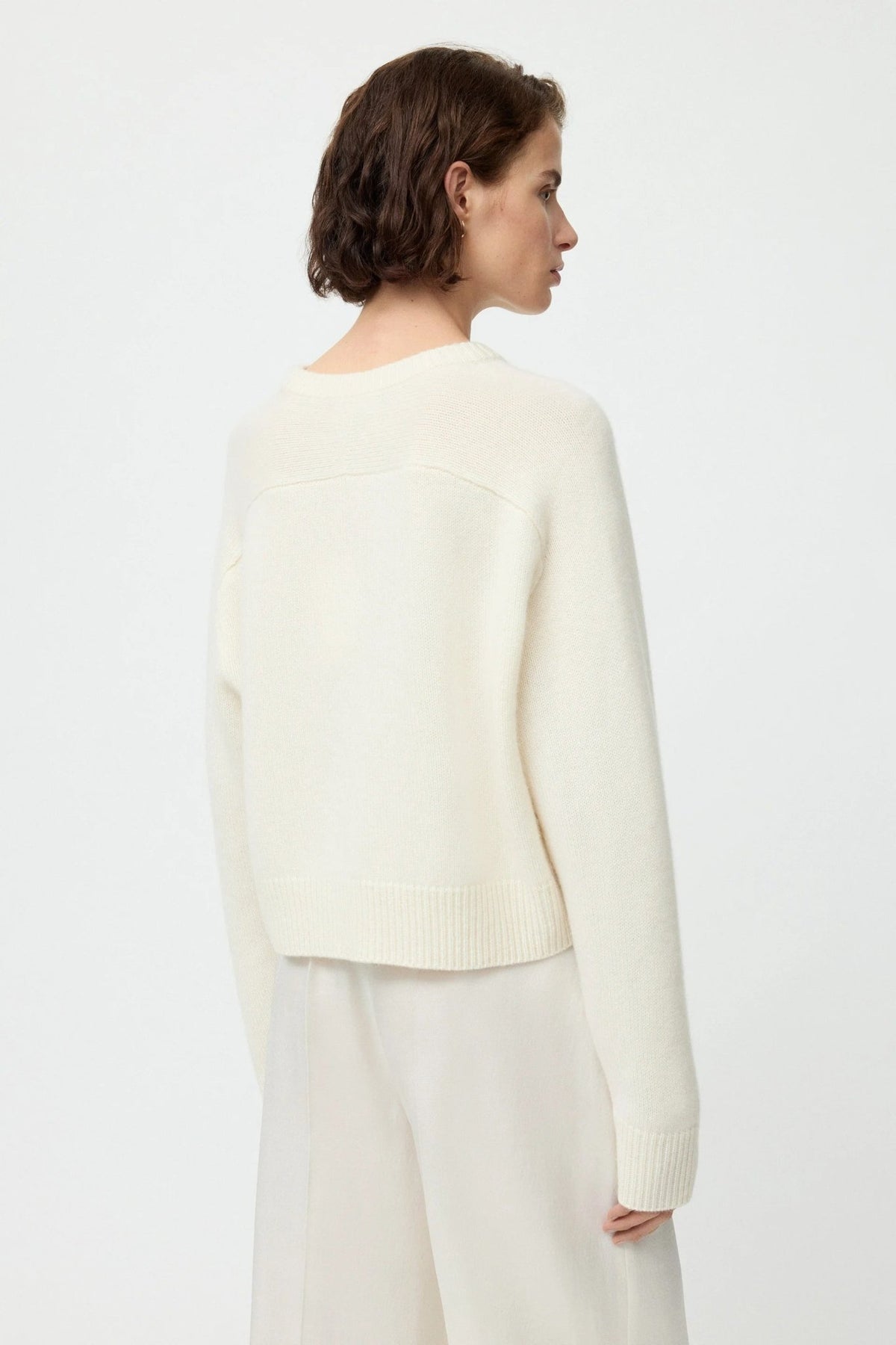 Young Ideas & Henmores -Cashmere Crew Neck Top -Feather White -XS