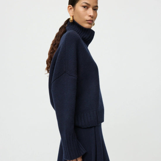 Young Ideas & Henmores -Cashmere Girlfriend Turtleneck -Bordeaux -XS
