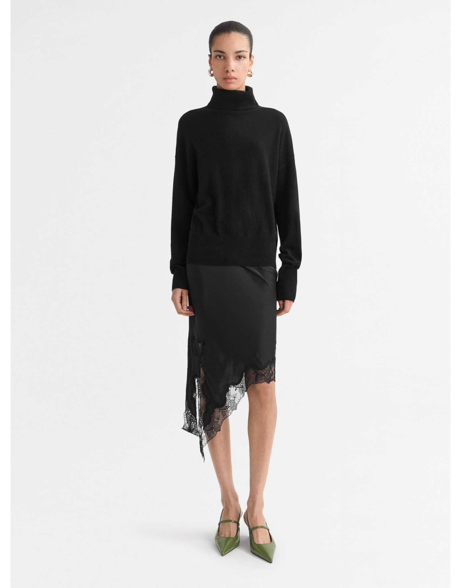 Young Ideas/Henmores - Cashmere Regular Fit Turtleneck - Black - S