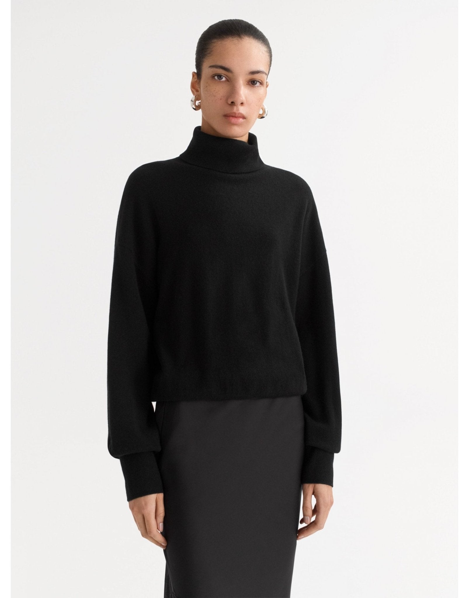 Young Ideas/Henmores - Cashmere Regular Fit Turtleneck - Black - S