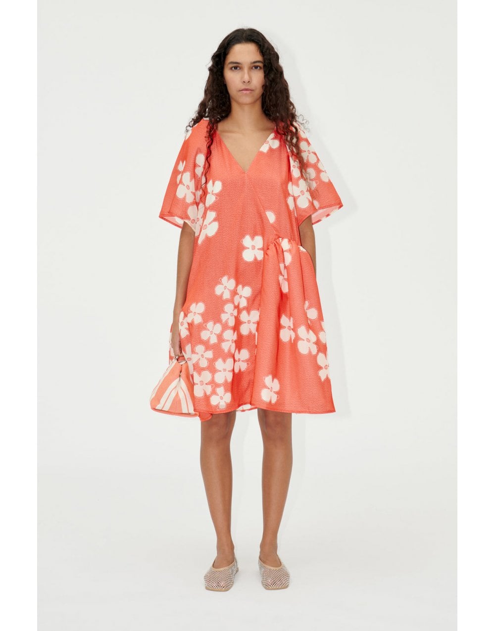 Young Ideas/Henmores - Cali Floral Hip Flex Short Dress - Peach - XS