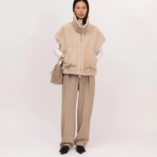 Young Ideas & Henmores -Drop Shoulder Reversible Gilet -Chalk/Sand -XS