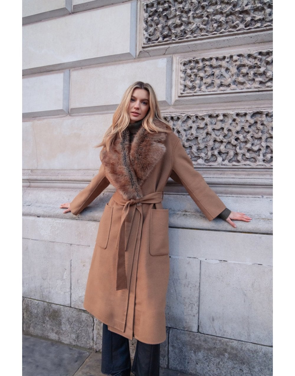 Young Ideas/Henmores - Reversible Fur Collar Coat - caramel - S