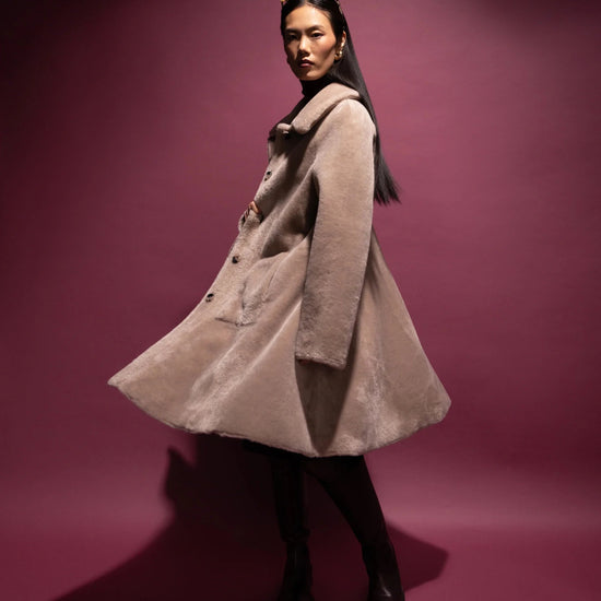 Young Ideas & Henmores -Swing Coat -Taupe/Cream -XS