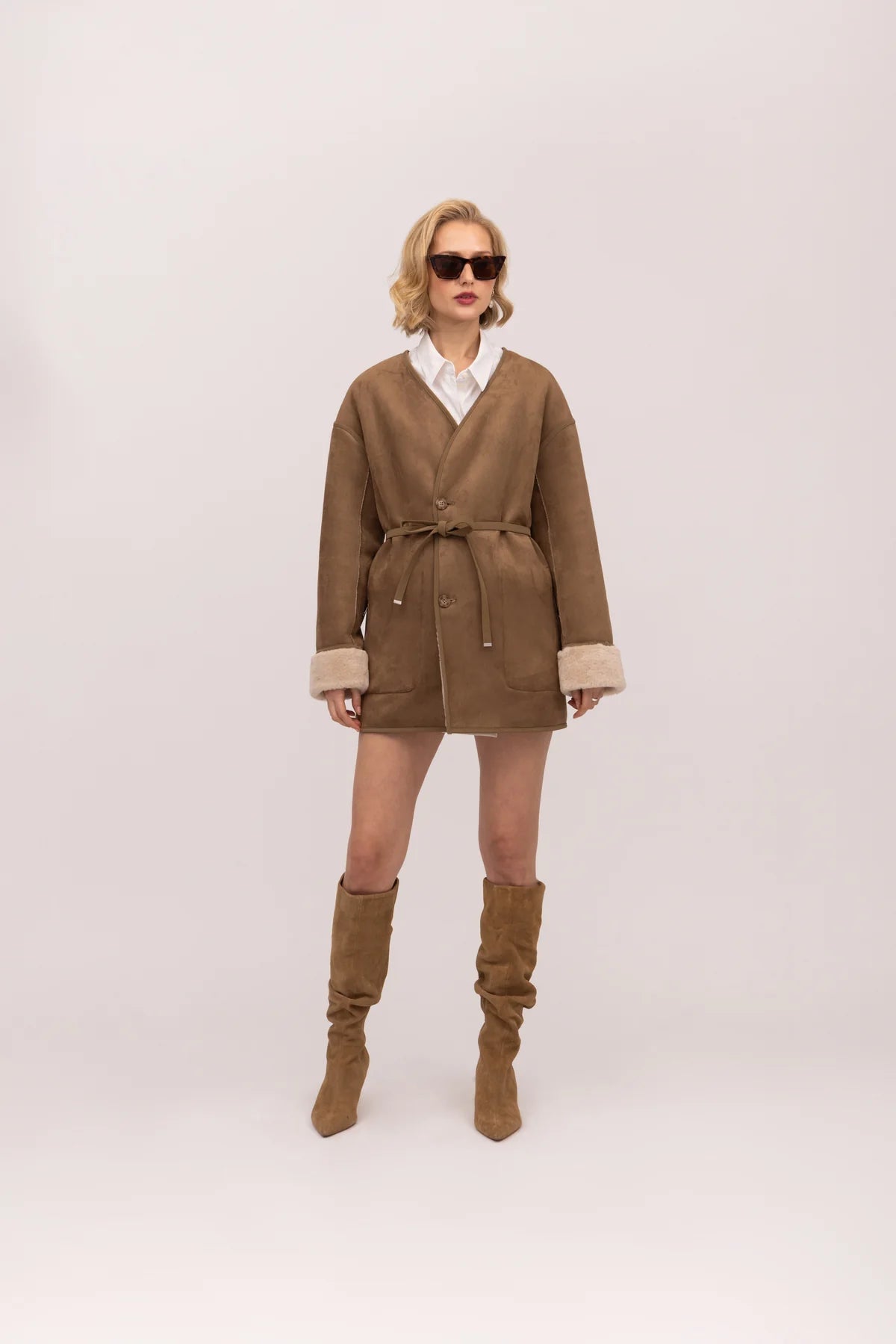 Young Ideas & Henmores -V Neck 3/4 Coat -Chalk/Sand -XS