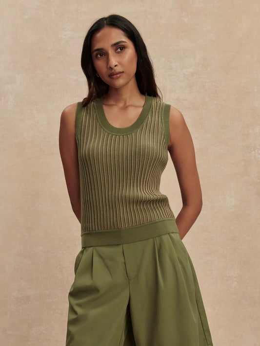 Young Ideas & Henmores - Aldcroft Stitch Knitted Tank Top - Olivine - M