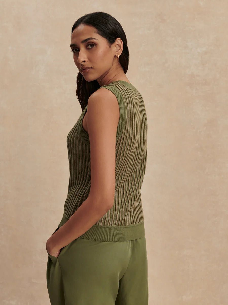Young Ideas & Henmores - Aldcroft Stitch Knitted Tank Top - Olivine - M