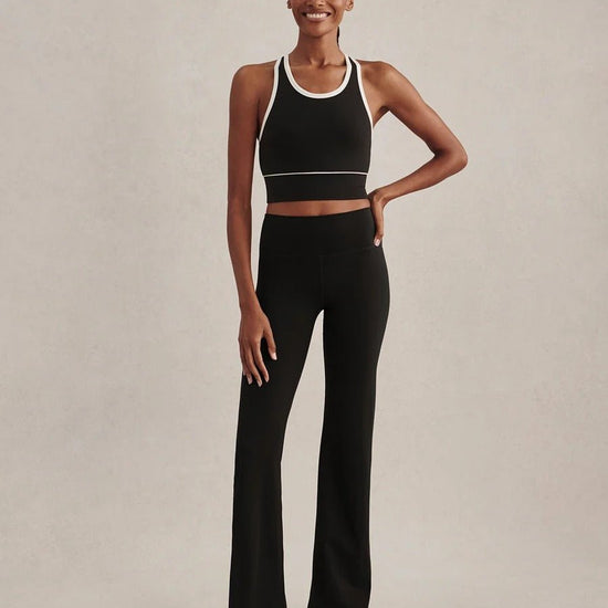Young Ideas & Henmores -Always Flare 32 Legging -Black -XS