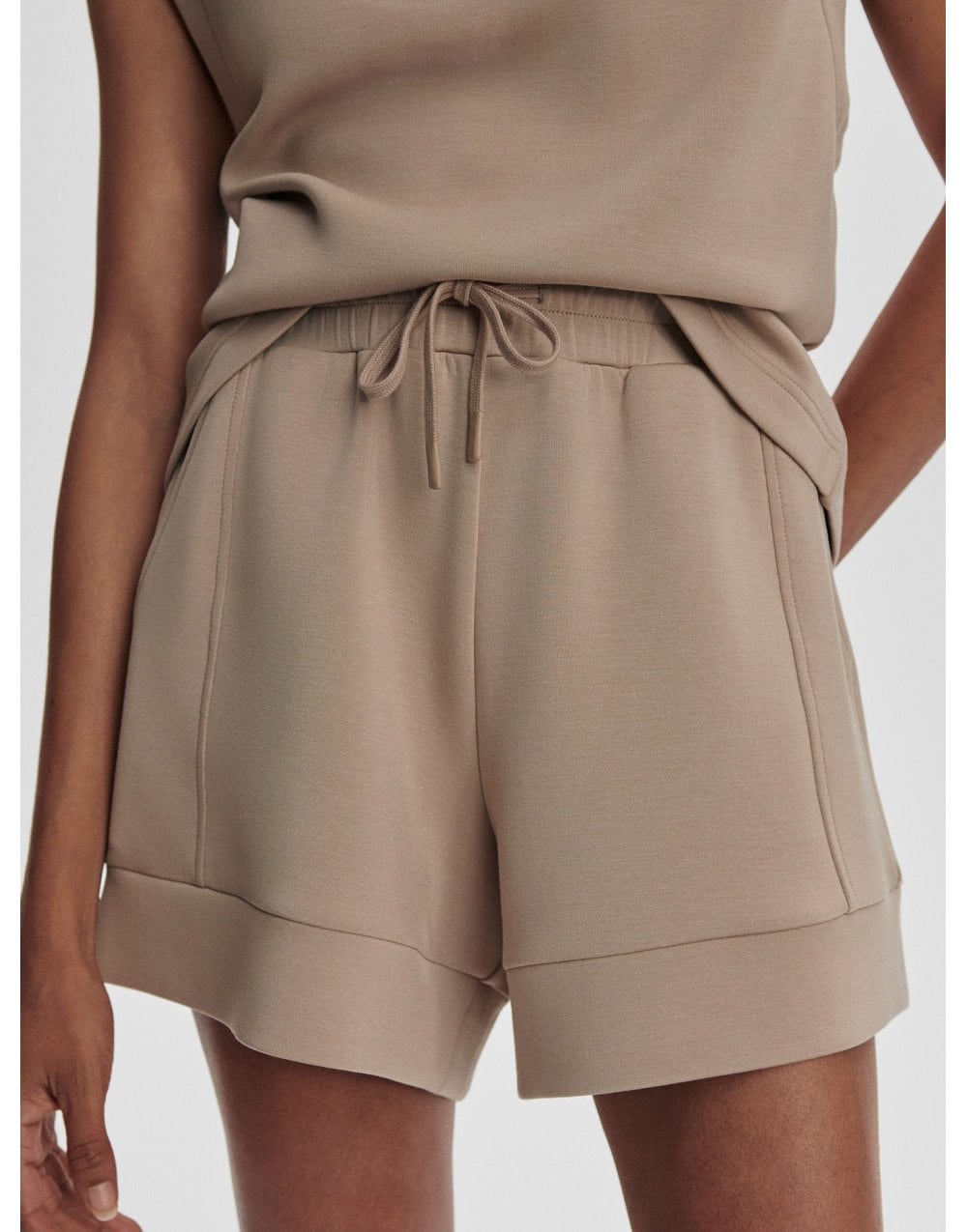 Young Ideas/Henmores - Atrium High Rise Short - Ivory Marl - XS
