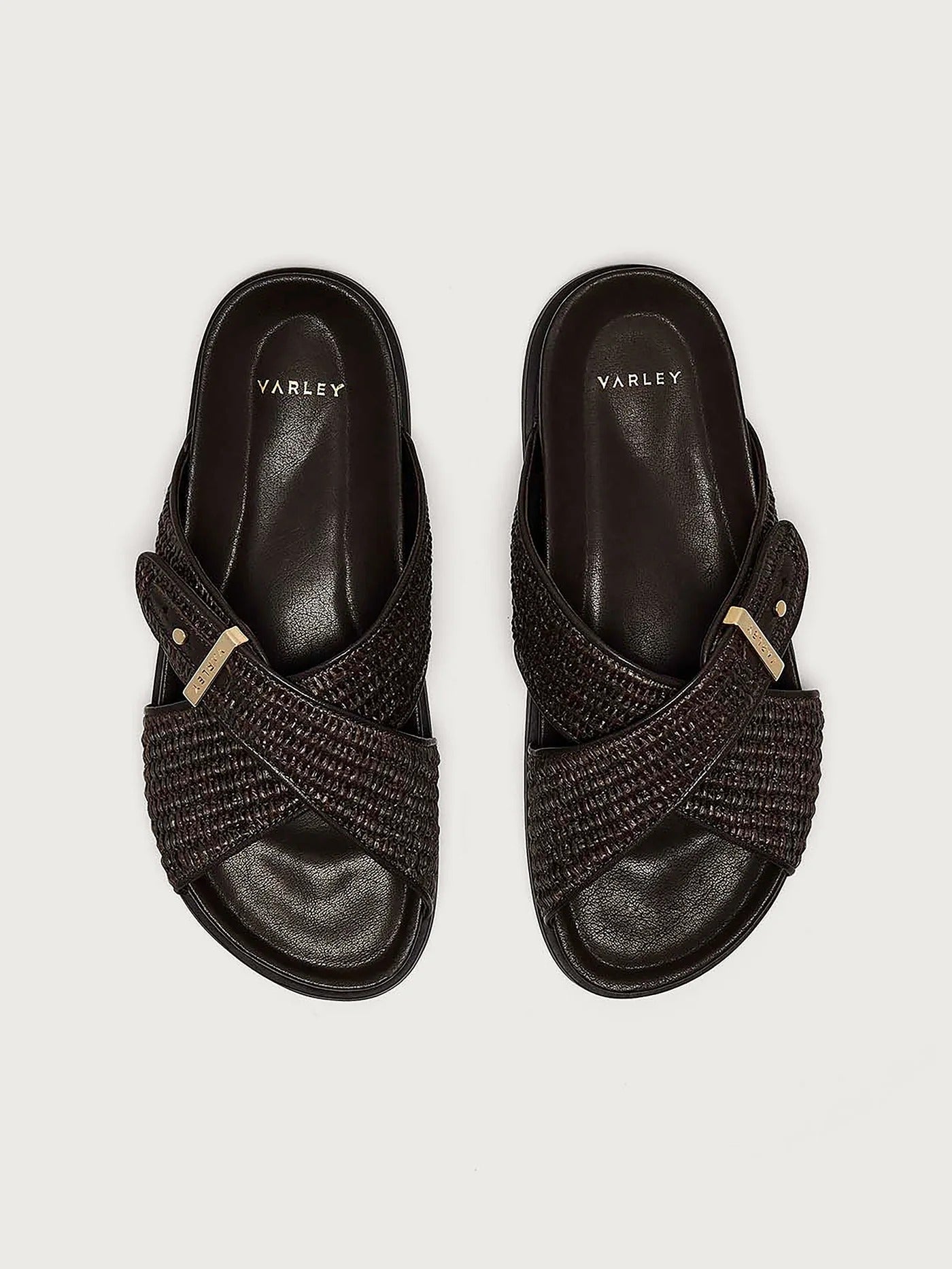 Young Ideas & Henmores - Esla Textured Cross Slide Sandal - Ebony Brown - 4