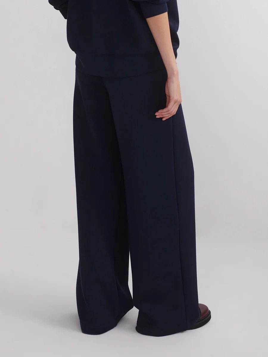 Young Ideas & Henmores - Extra Wide Leg 29.5 Jogger - Navy - XS