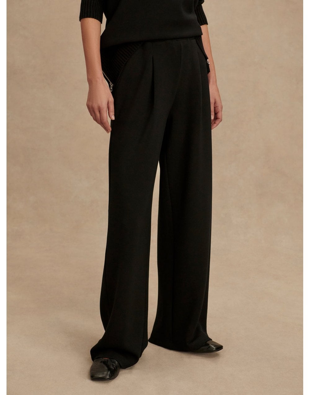 Young Ideas/Henmores - Extra Wide Leg 29.5 Jogger - Black - XS