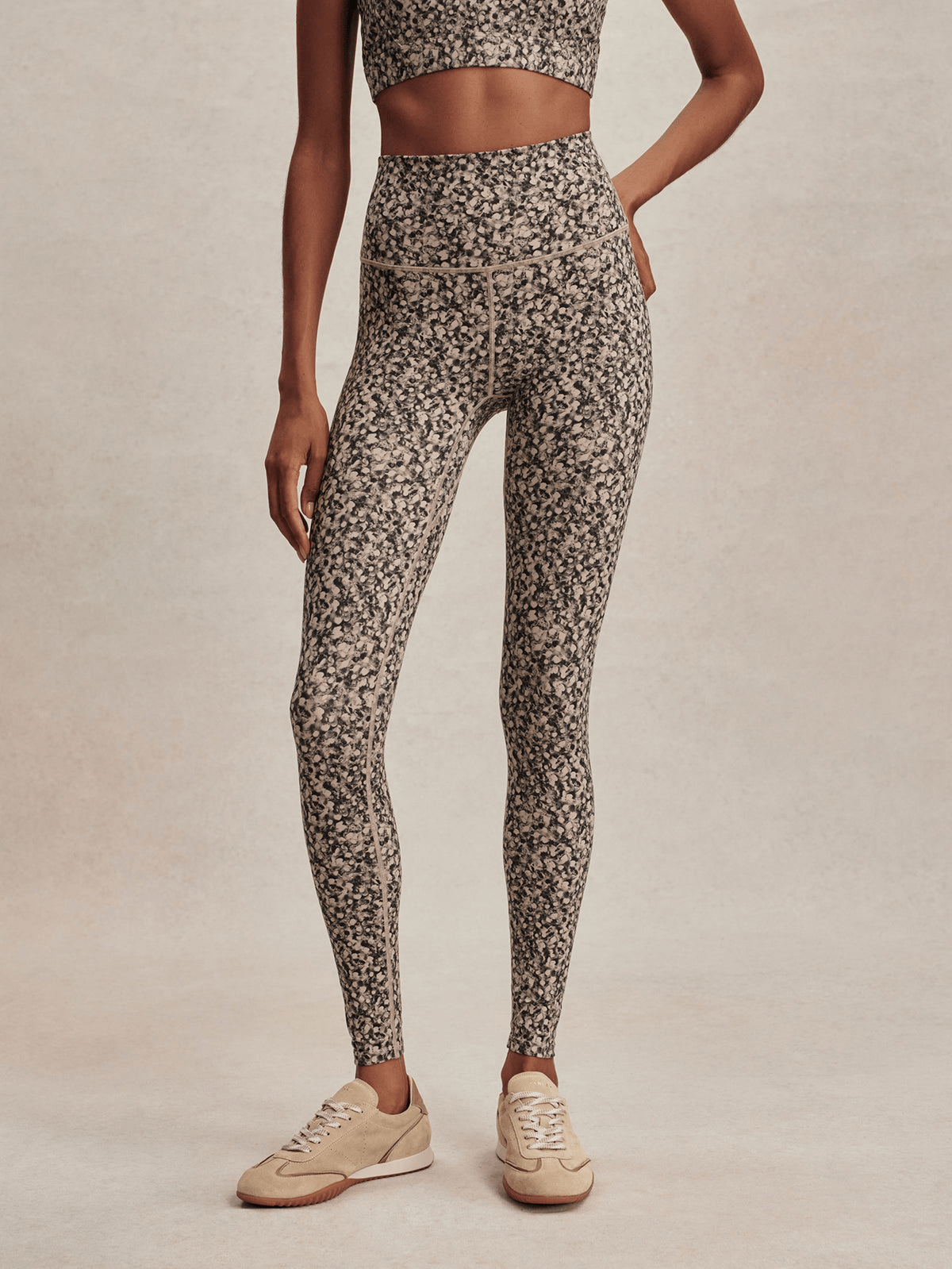 Young Ideas/Henmores - Freesoft High Rise 25 Legging - Dappled Floral - S