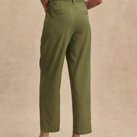 Young Ideas & Henmores - Hadleigh Tapered 27 Trousers - Olivine - M
